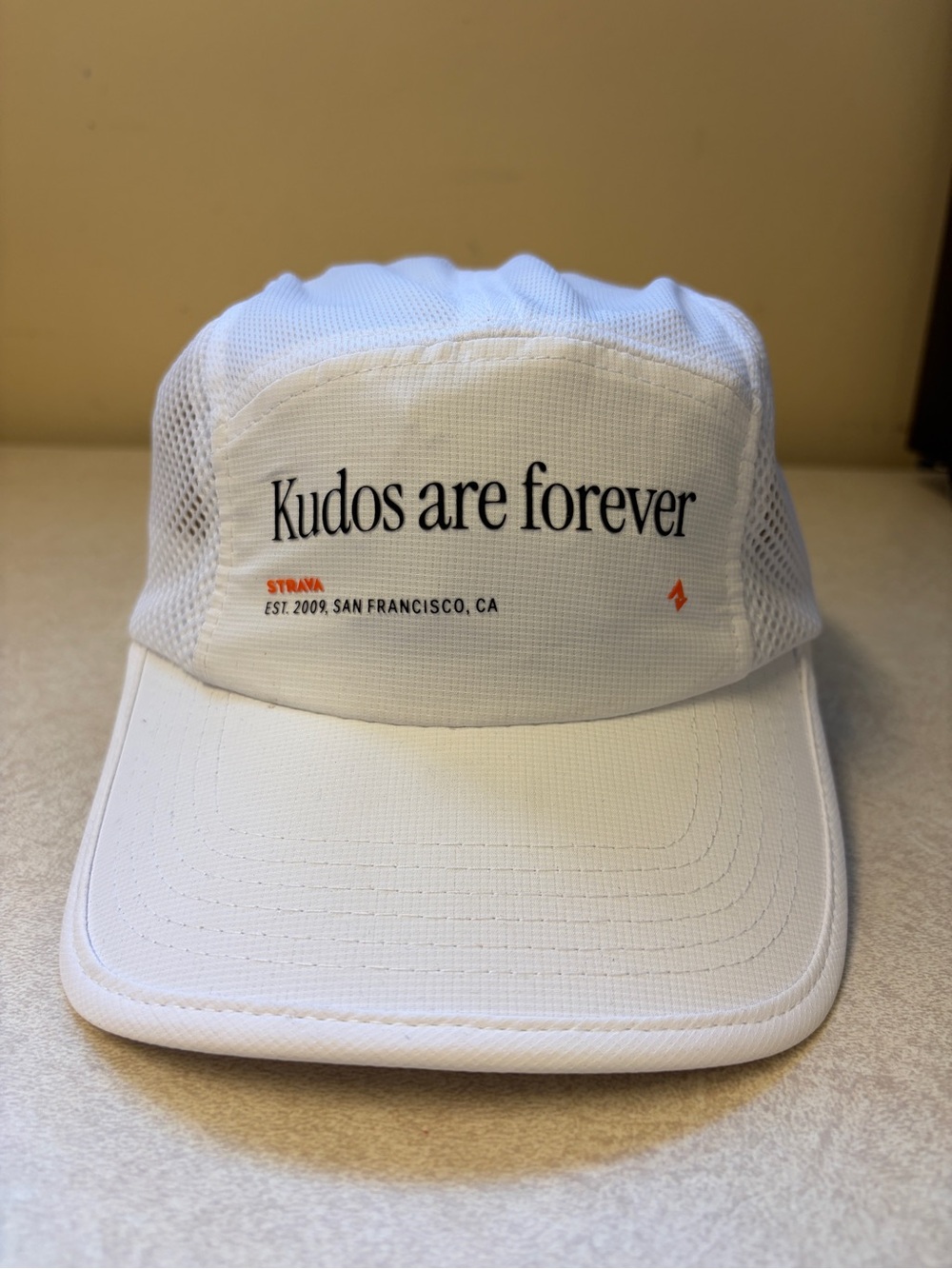 Strava hat